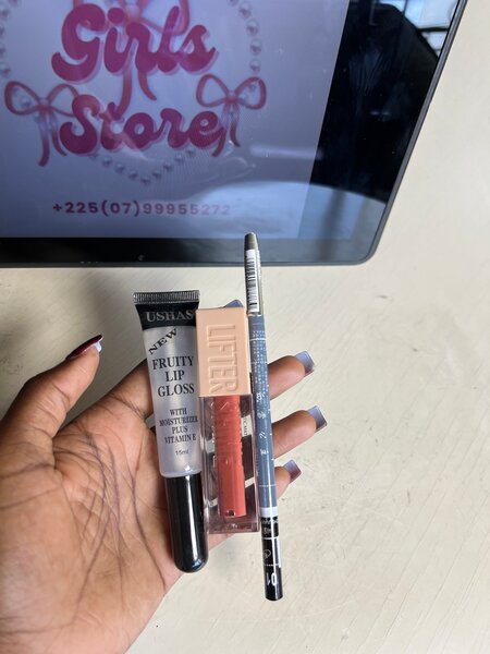 USHAS Fruity Gloss - Rouge à Lèvres