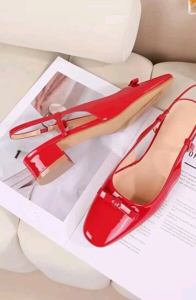 Escarpins vernis élégants