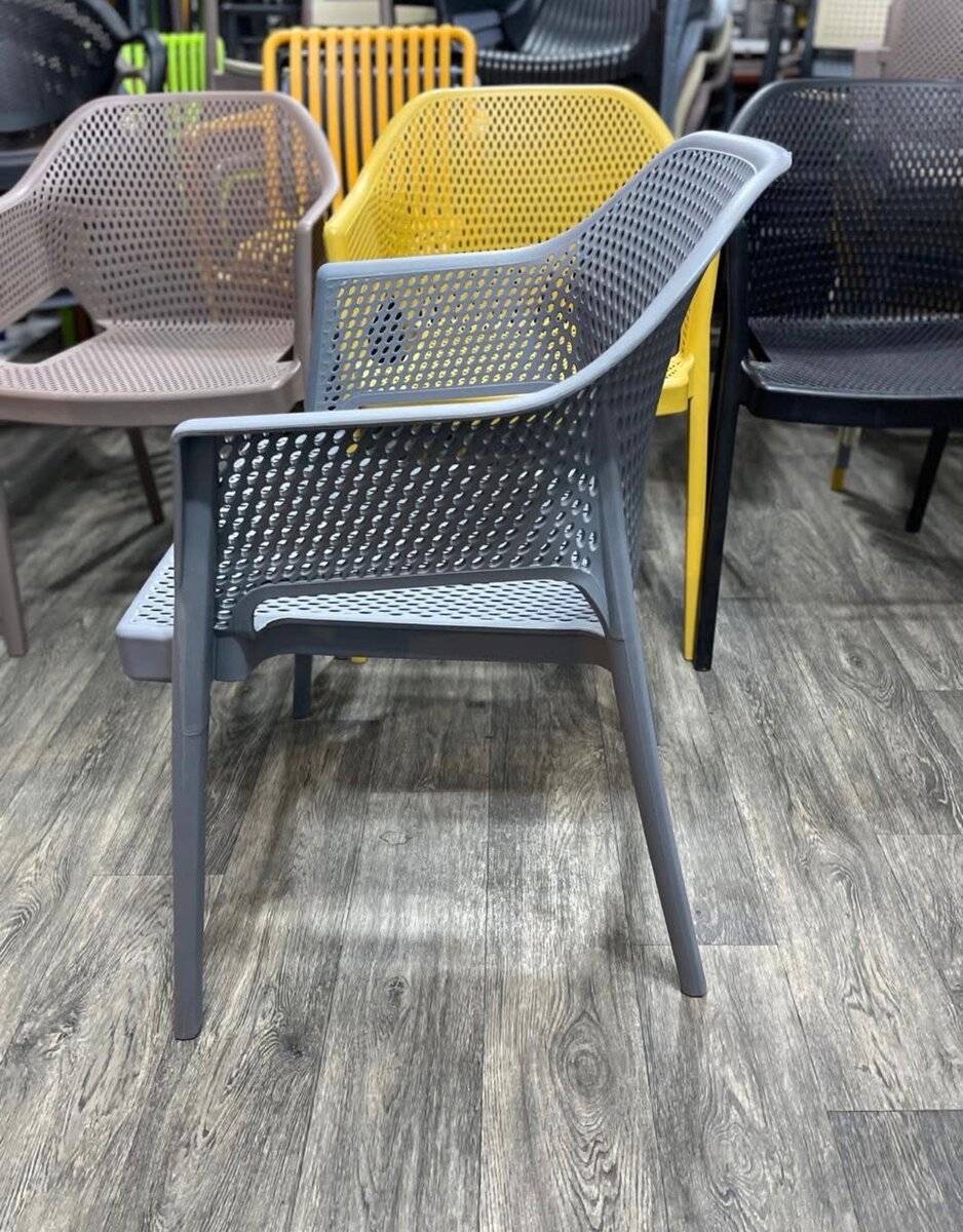 Chaise de jardin en plastique