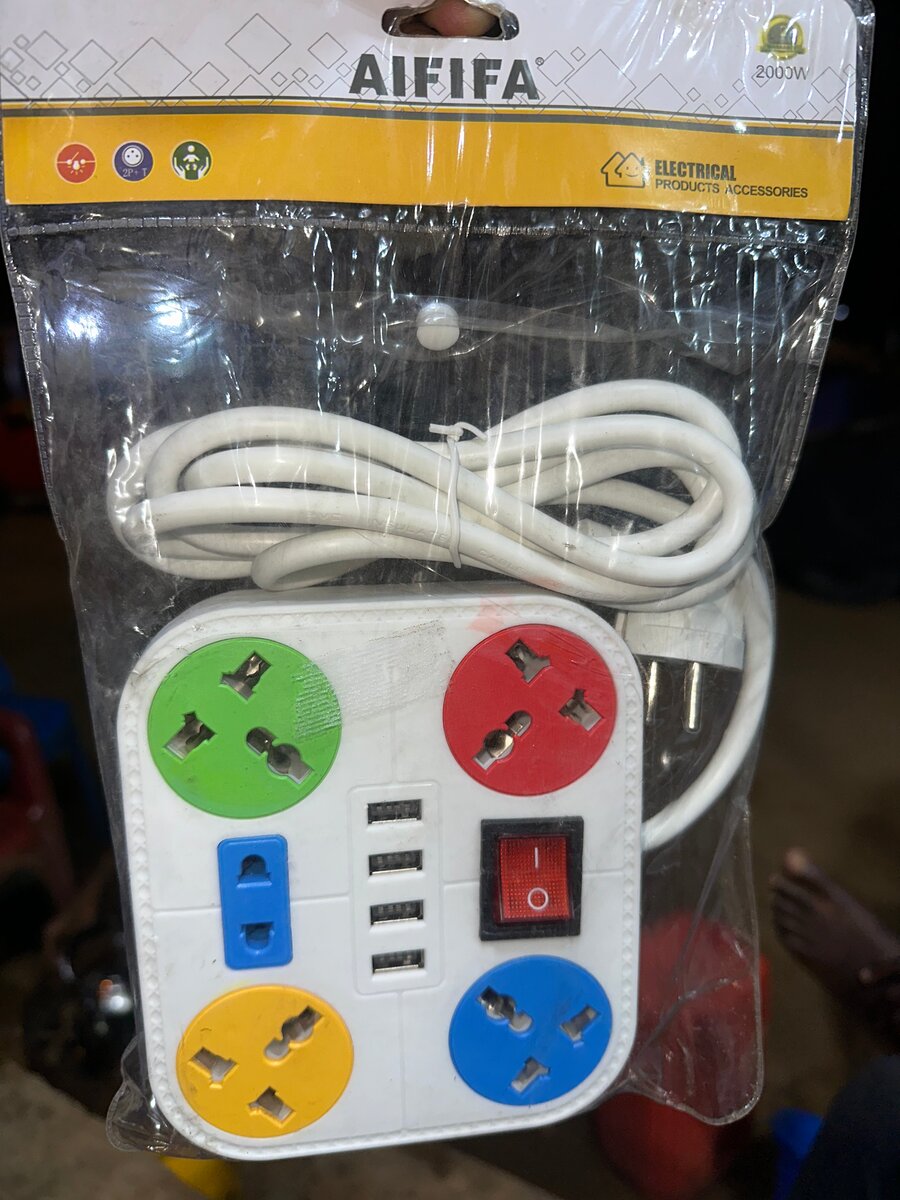 Multiprise AIFIFA 4 Prises avec 3 Ports USB