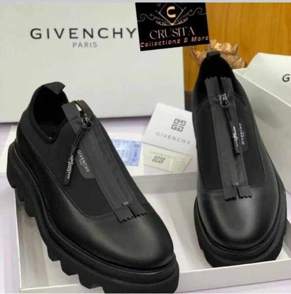 Chaussures Givenchy en Cuir