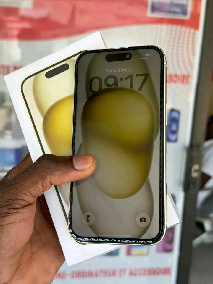 Apple iPhone 15 jaune