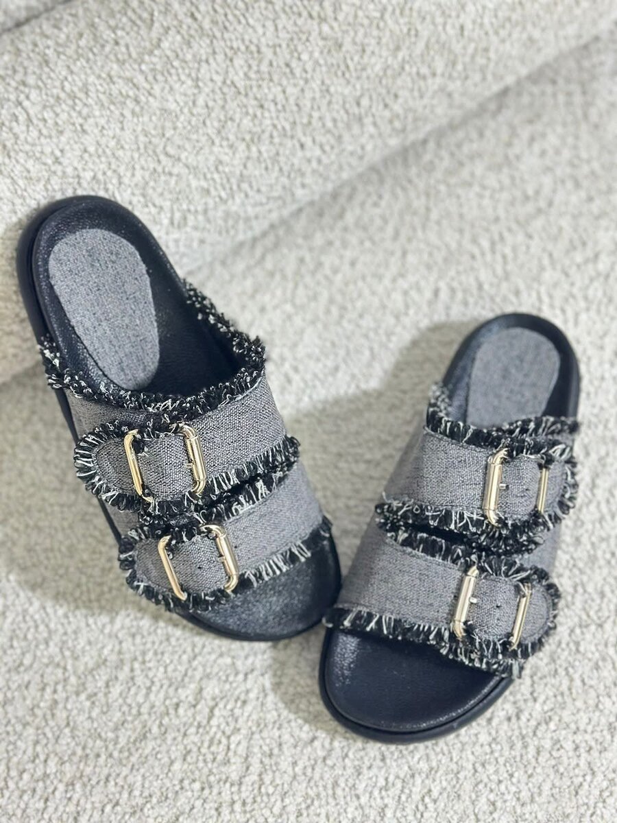 Mules à boucles en jean