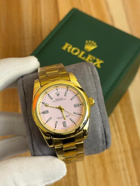 Montre Rolex Dorée Luxe