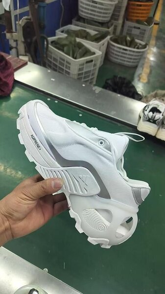 Adidas Chaussures de Sport