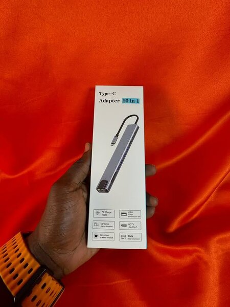 Adaptateur 10 en 1  USB-C HDMI