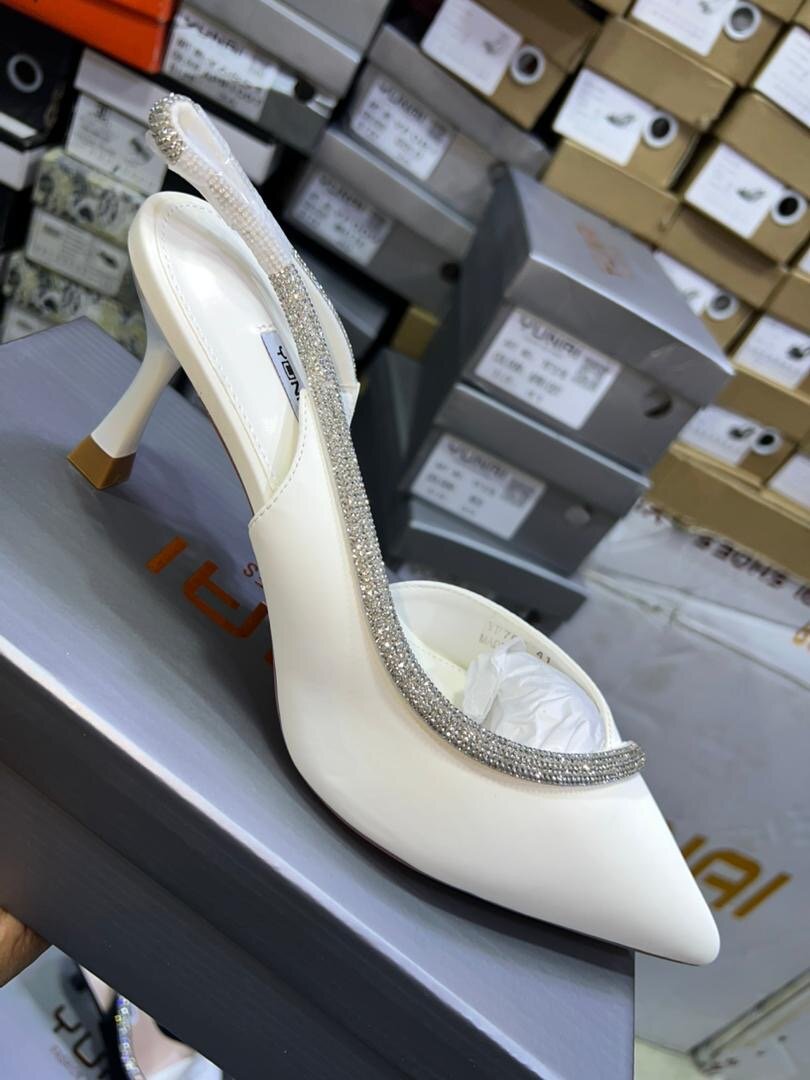 Escarpins élégants à talon haut