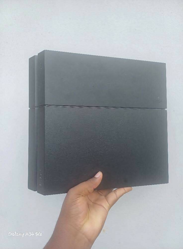 Console PlayStation 4 Slim 500Go