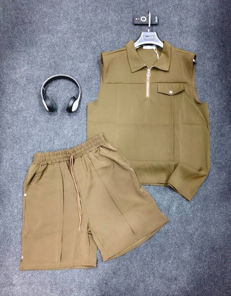 Ensemble homme chic et confortable