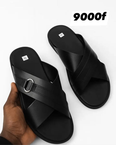 Sandales en cuir noir élégantes