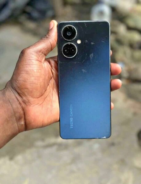 Tecno Camon 20 - Smartphone