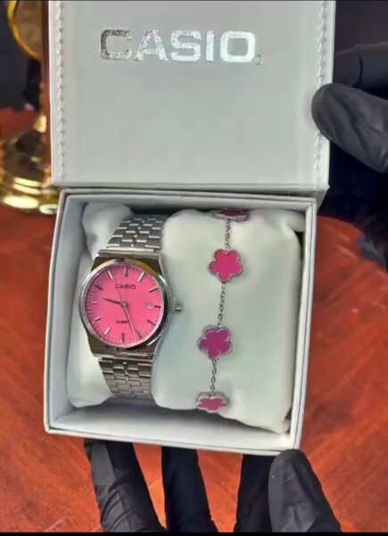 Montre femme Casio avec bracelet