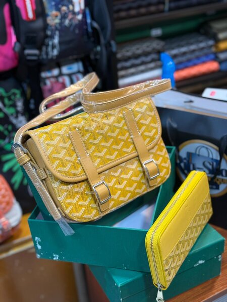 Sac à main femme jaune en cuir Goyard