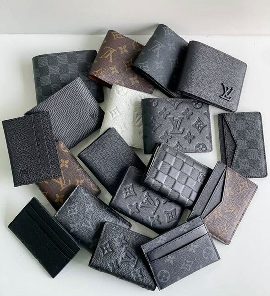 Porte-cartes Louis Vuitton en cuir