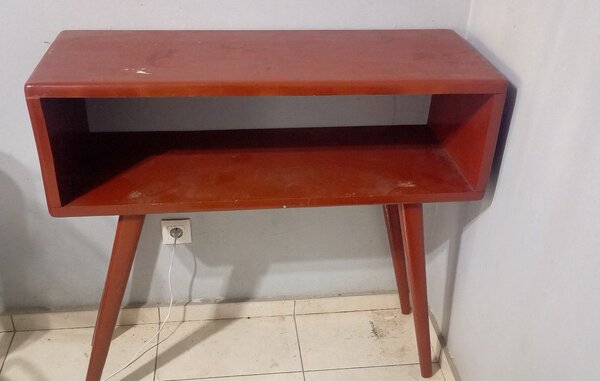 Étagère en bois moderne