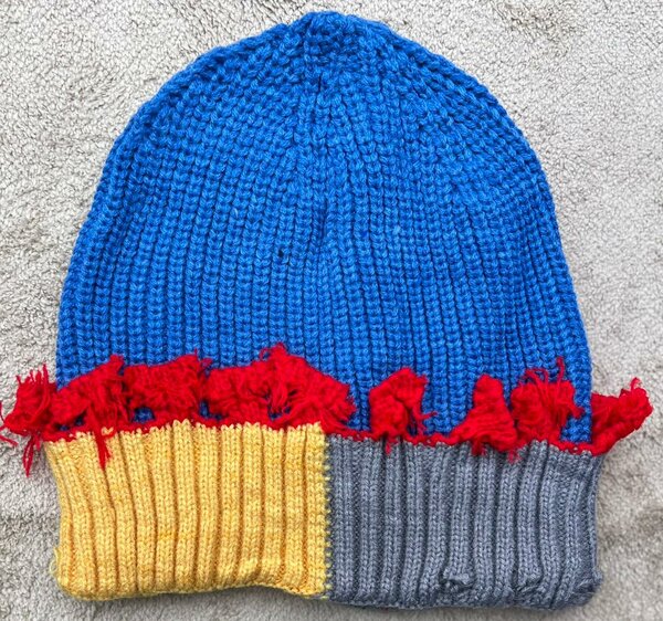 Bonnet tricoté multicolore