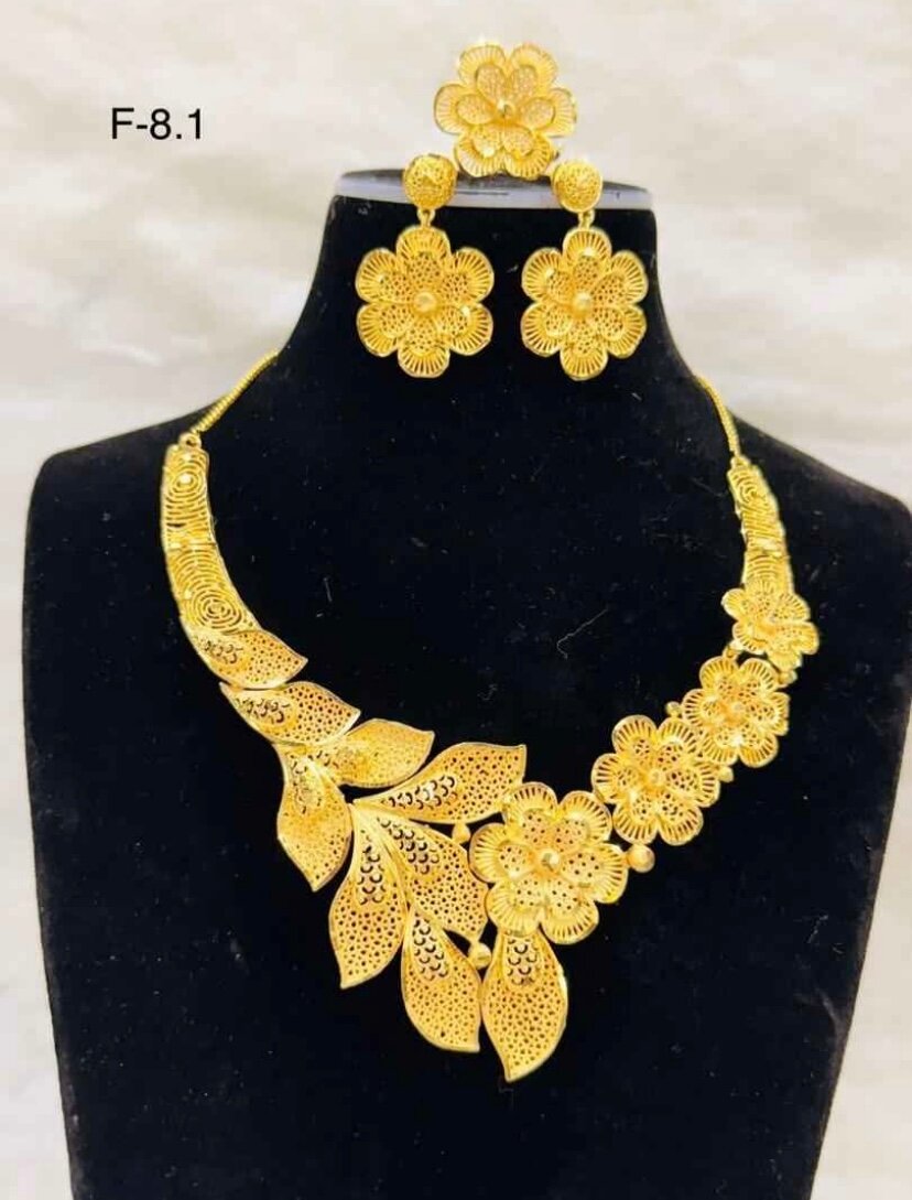 Parure de bijoux en or pour femmes