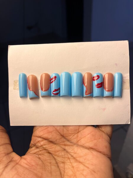 Ongles Press-On Art Design