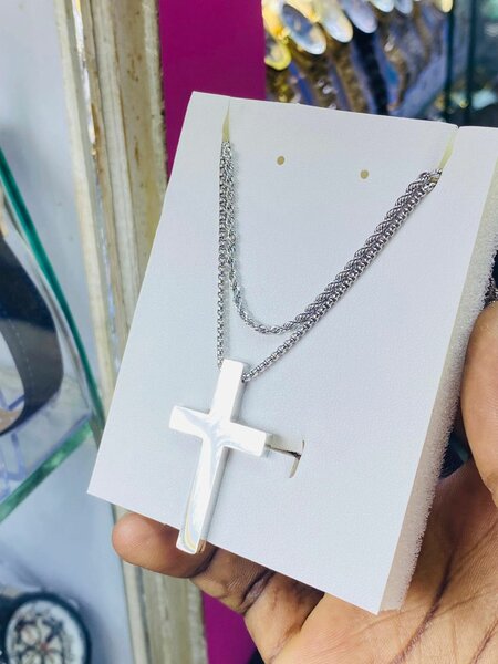 Collier Croix en Acier Inoxydable