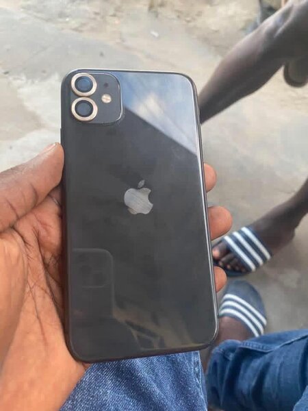 iPhone 11 reconditionné - Noir