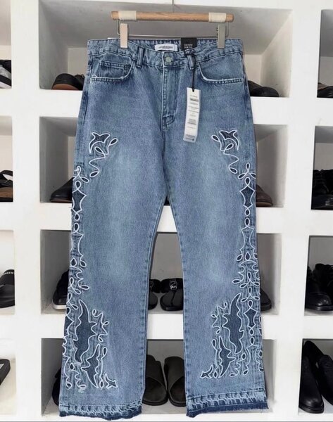 Jeans décorés tendance
