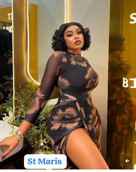 Robe élégante à imprimé unique