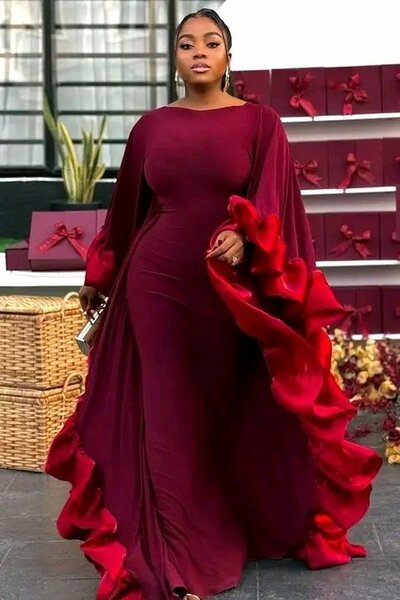 Robe élégante avec volants