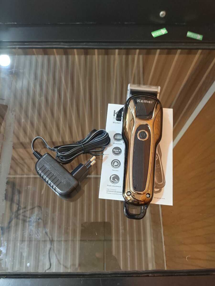 Tondeuse Professionnelle Kemei