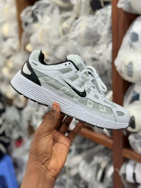 Nike p-6000