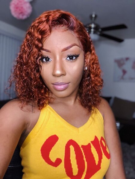 Perruque Bouclée en Dentelle