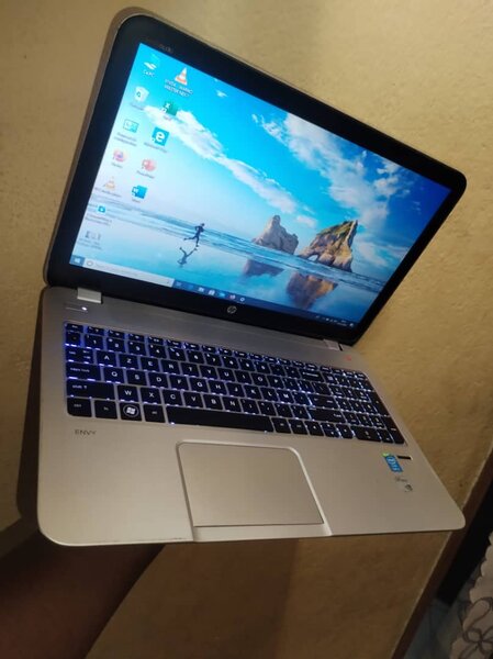 HP Pavilion Laptop 15"