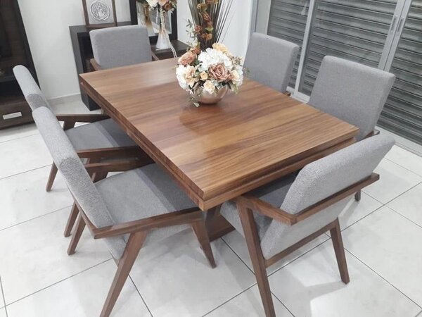 Table à manger en bois moderne