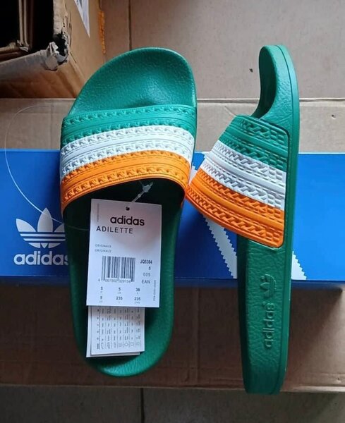 Adidas Adilette Vert pour Hommes