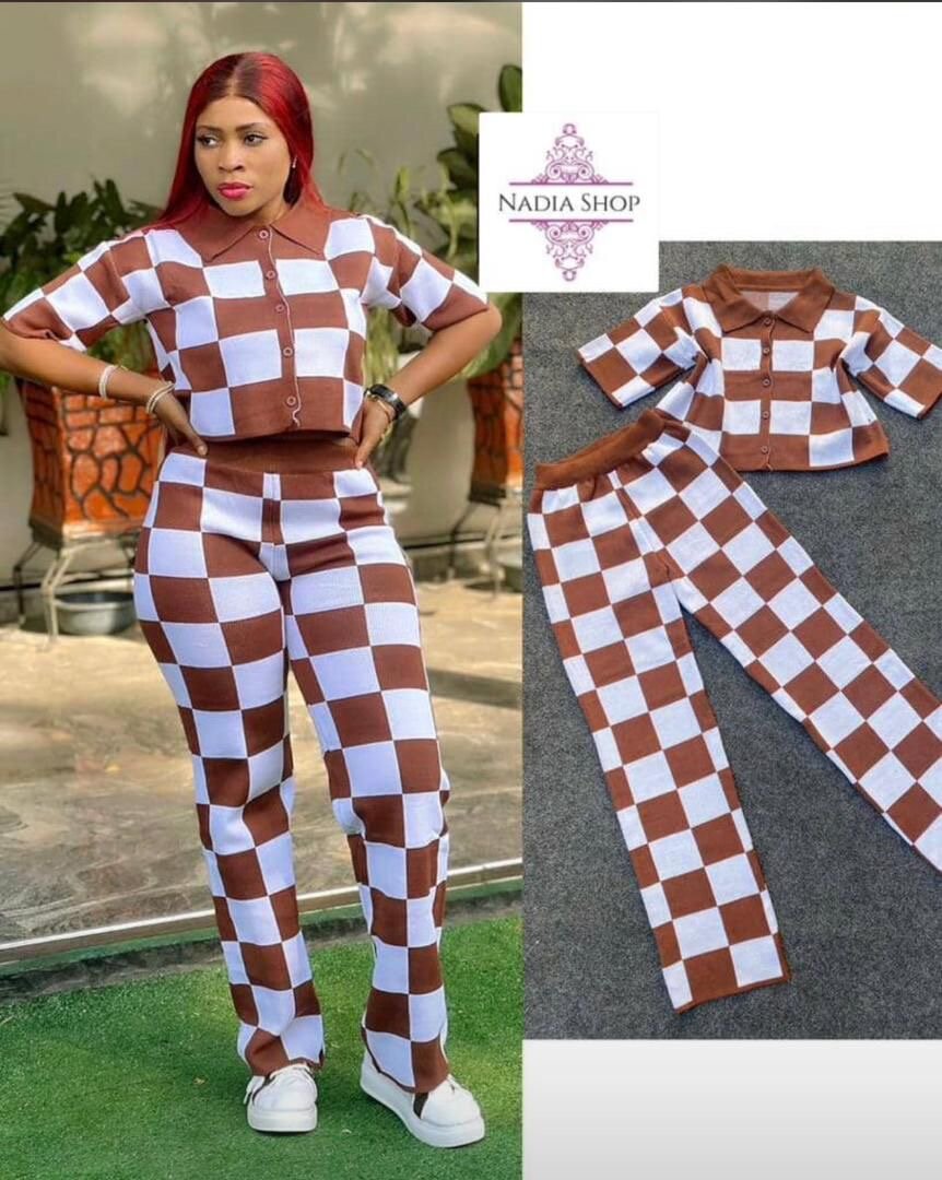 Robe Caftan Noir Élégant