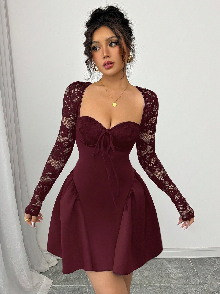 Robe courte élégante en dentelle