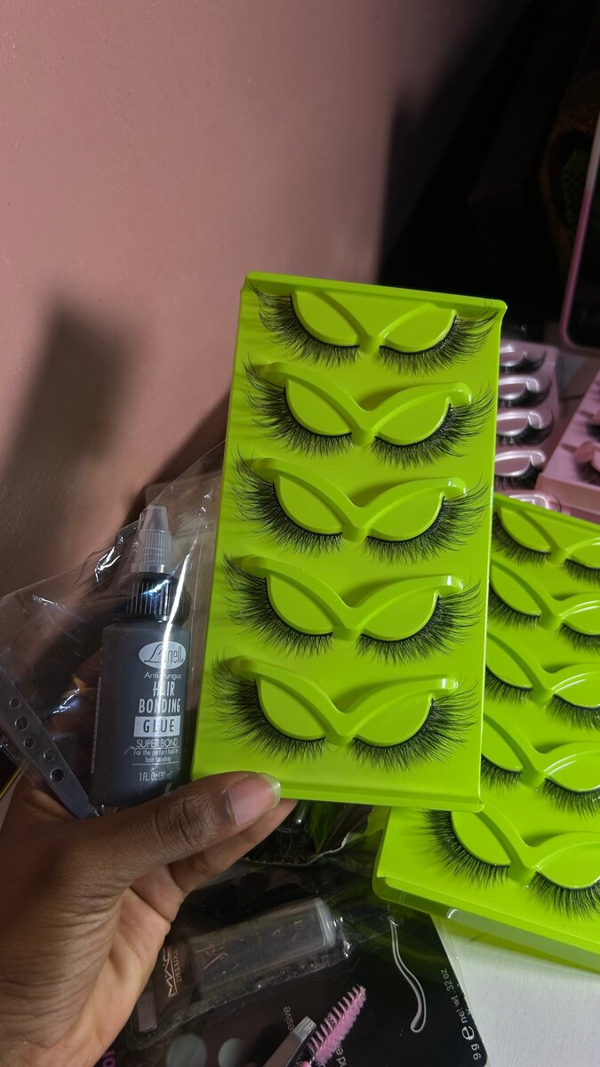 Faux Cils NATUREL LONG