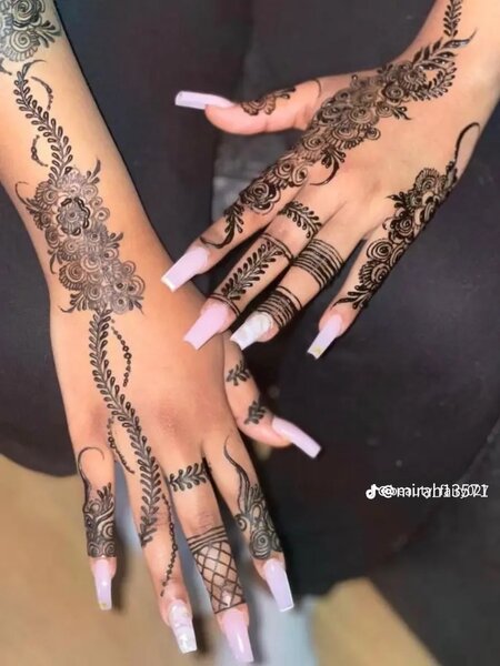 Designs de Mehndi Élégants