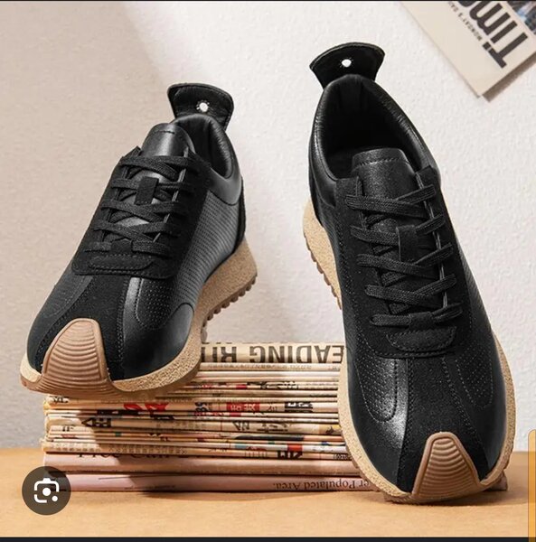 Chaussures élégantes noires