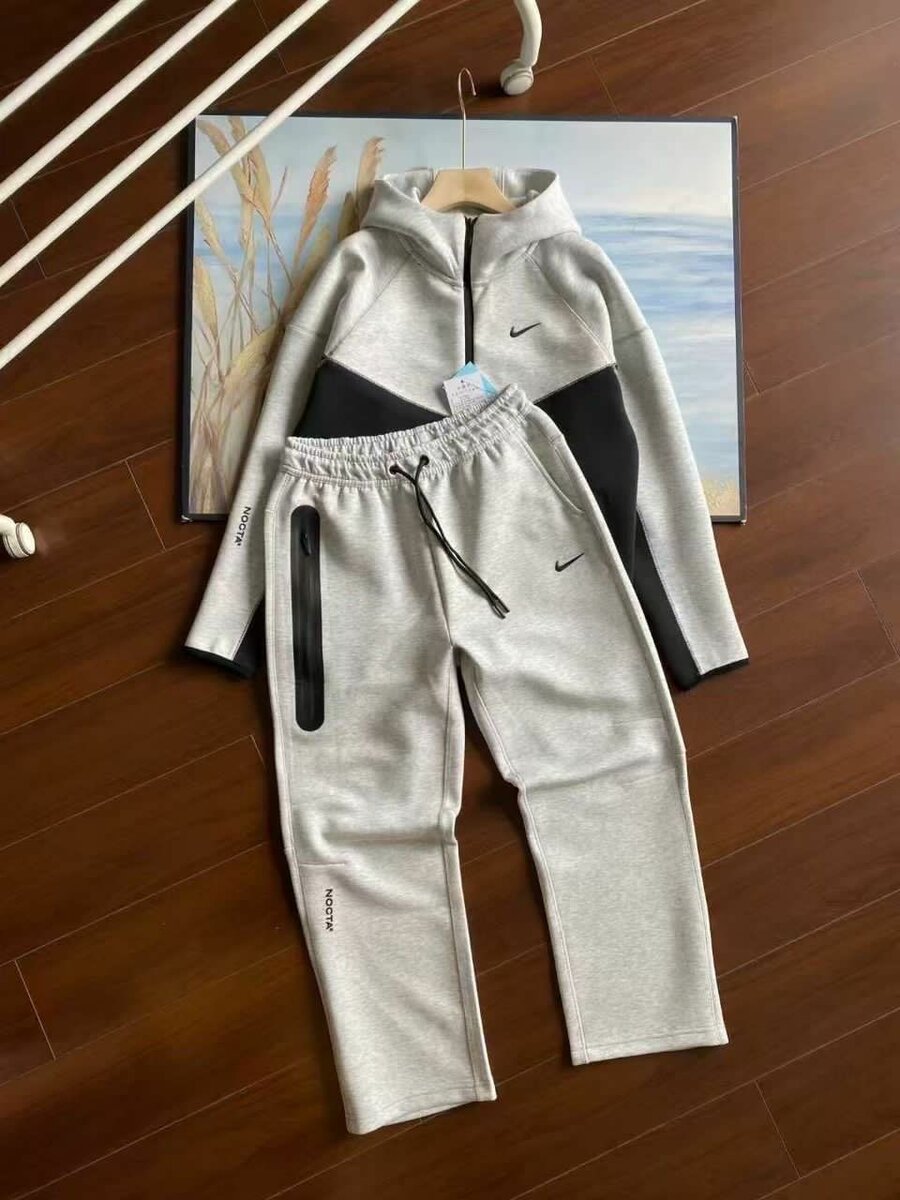 Ensemble de survêtement Nike