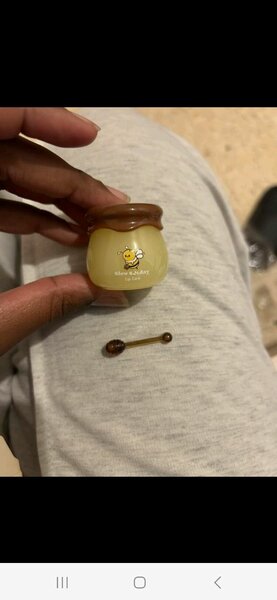 Baume à lèvres fruité