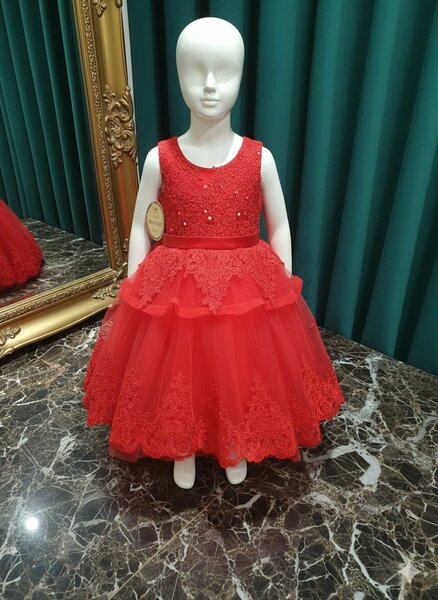 Robe cérémonie rouge enfant