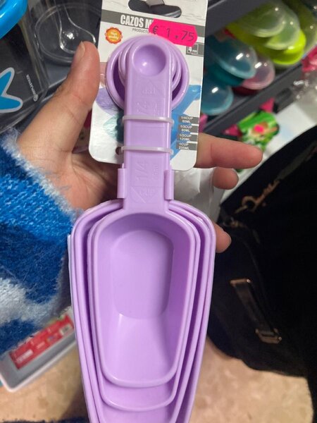 Cuillères doseuses colorées