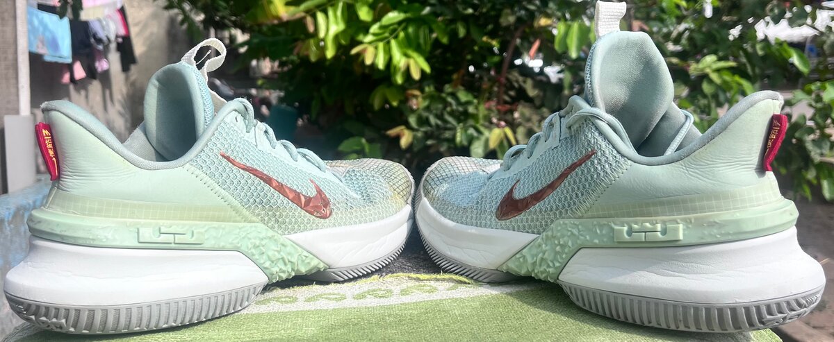 NikeAmbassador 13 'Empire Jade