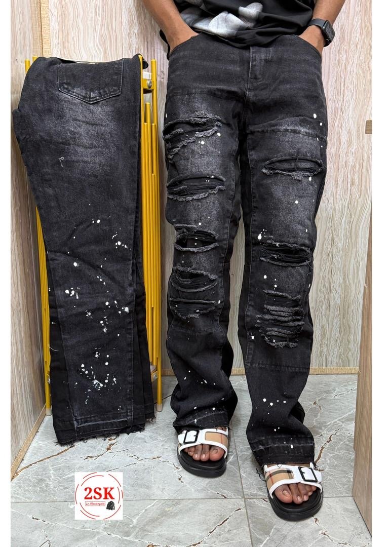 Jeans homme déchirés et décontractés