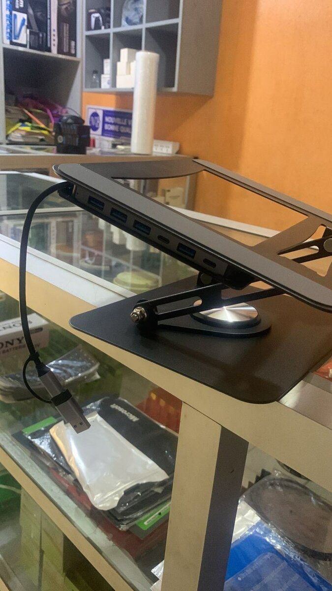 Support pc Réglable+ hub