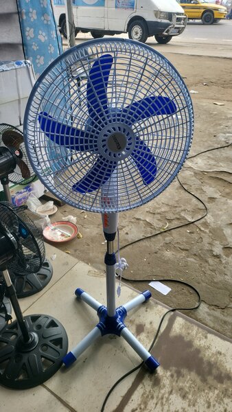 Ventilateur sur pied 16 pouces