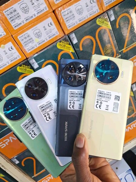 Smartphone Tecno Spark 20 Pro+ 256Go