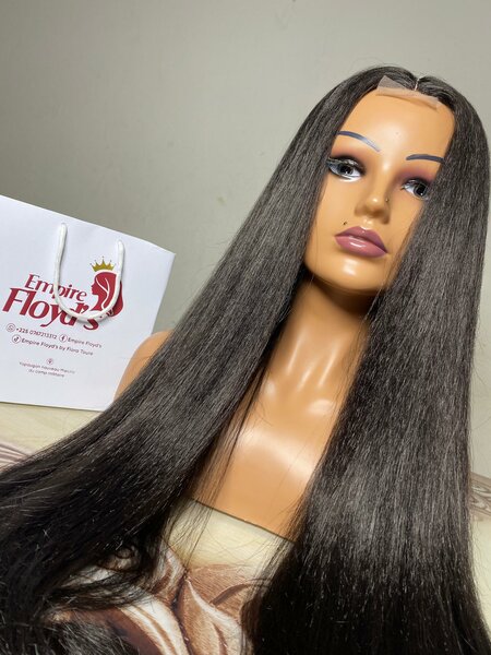 Perruque longue lisse