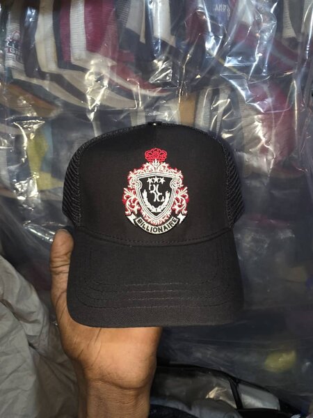 Casquette noire logo brodé