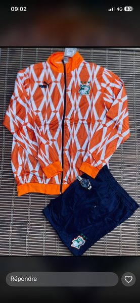 Ensemble survêtement football